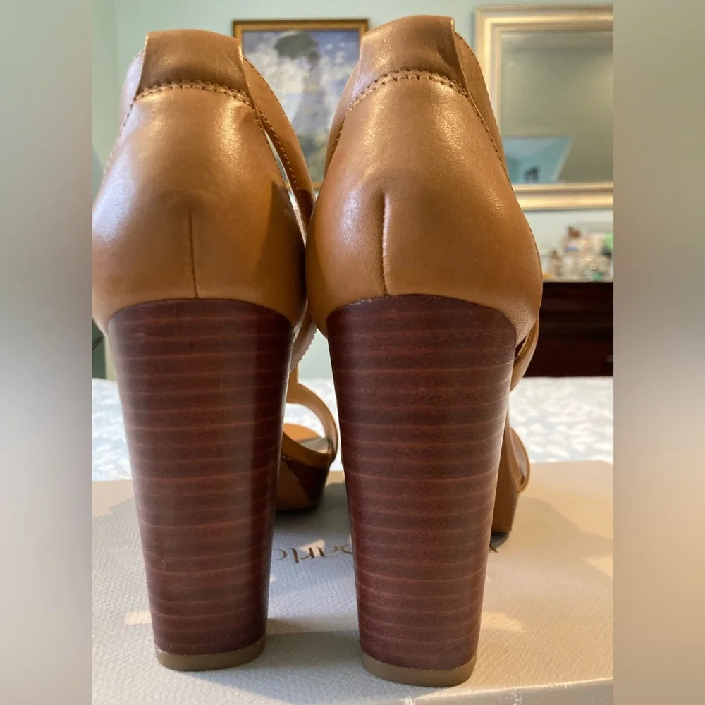 Womens heels - Picture 8 of 14